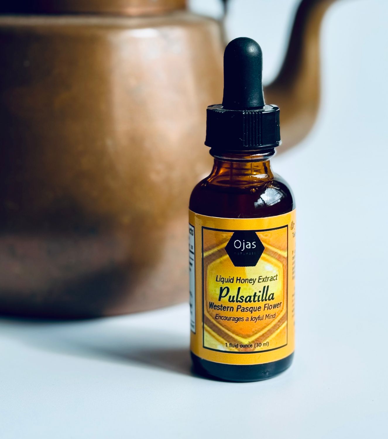 Western Pasque Flower Honey Extract
