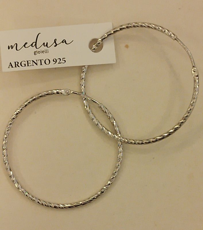 Orecchini in argento 925 cerchio diamantato