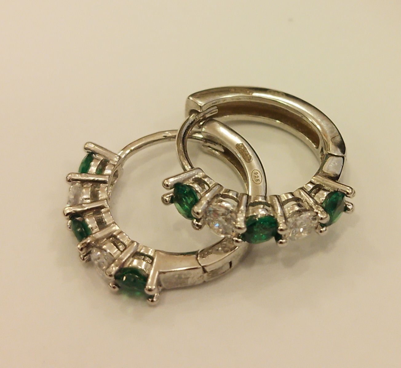Orecchini in argento 925 rodiati