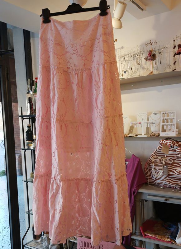 Gonna c/balze pizzo TG. unica 100% cotone Gonna c/balze pizzo TG. unica 100% cotone