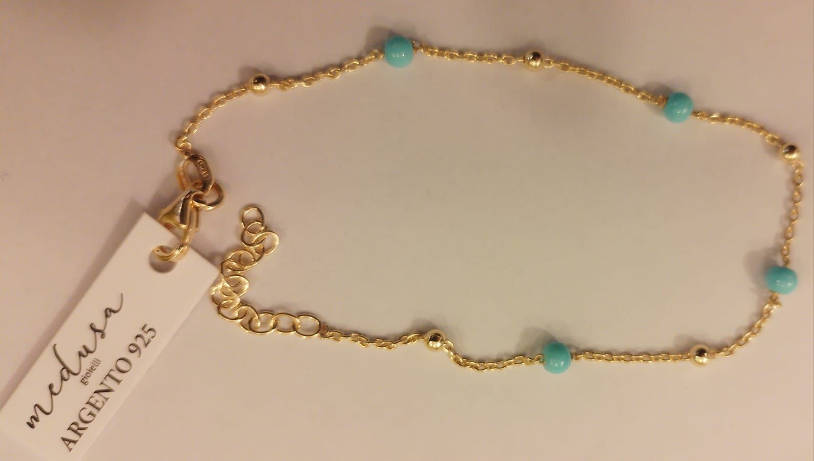 Bracciale in argento 925 c/sfere lisce (2,6mm) alternate a sfere pasta di turchese (3,5mm). Cm 16+4