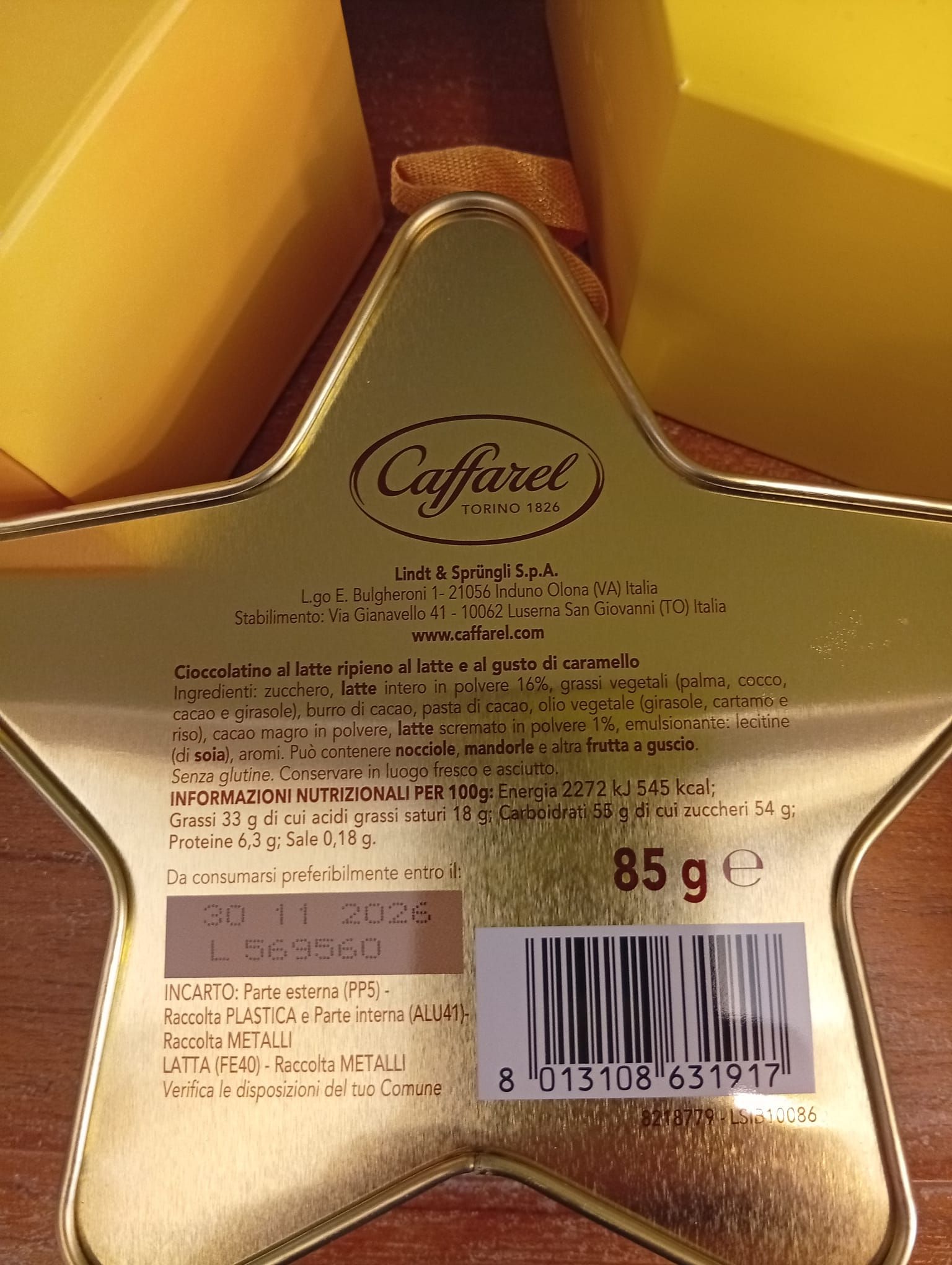 Box stella in metallo c/cioccolato al latte e caramello