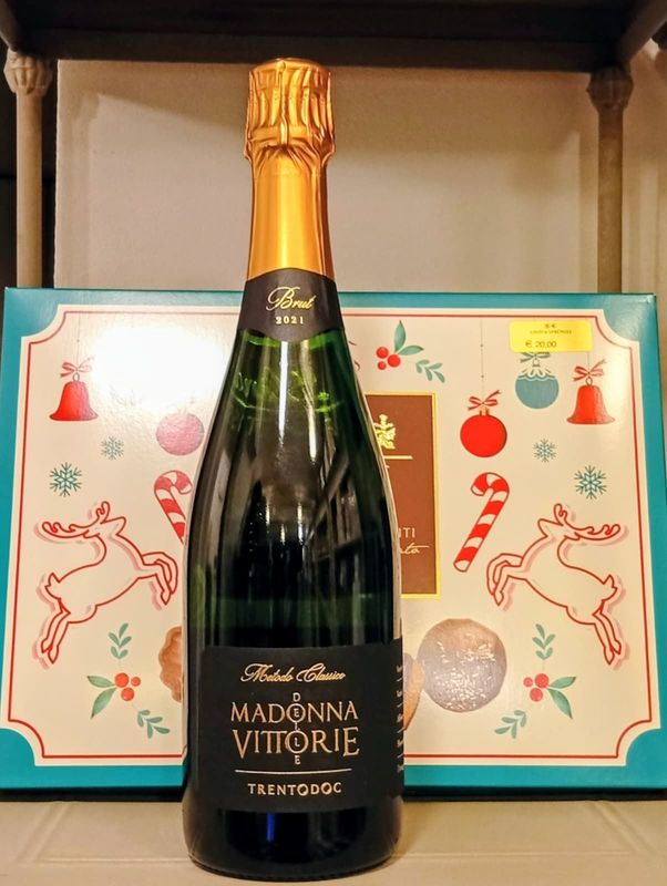 TRENTO D.O.C. BRUT - 2021   75cl 12,5%vol.  MADONNA VITTORIE metodo classico