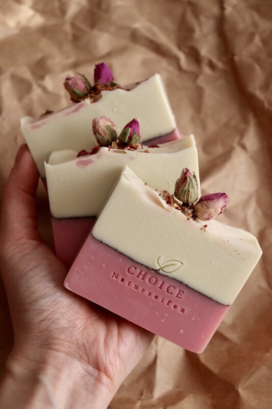 Naturseifen kaufen | vegane Seife ohne Palmöll | Naturseife mit Rosen | Bio Seife Dusche