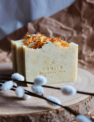 Handgemachte Naturseife mit Kokosmilch | Naturseife mit Ringelblumen | Pflegende Seife unparfümiert