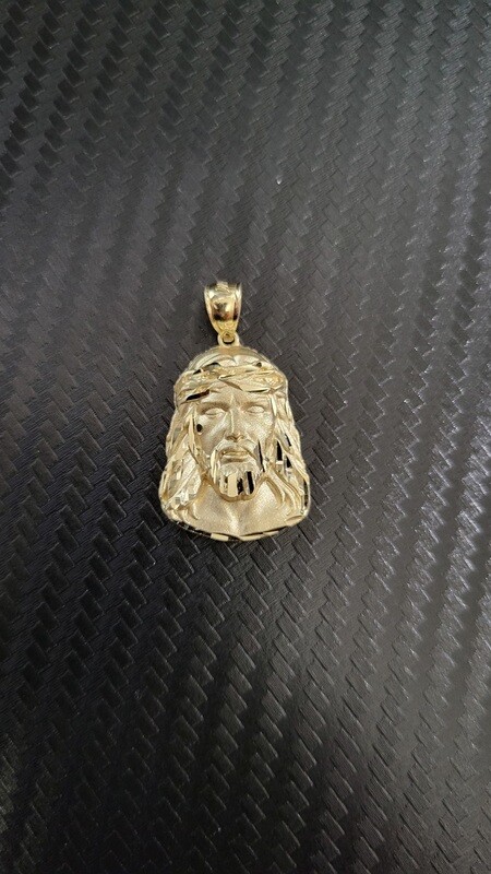 14K 1.1&quot; JESUS PENDANT