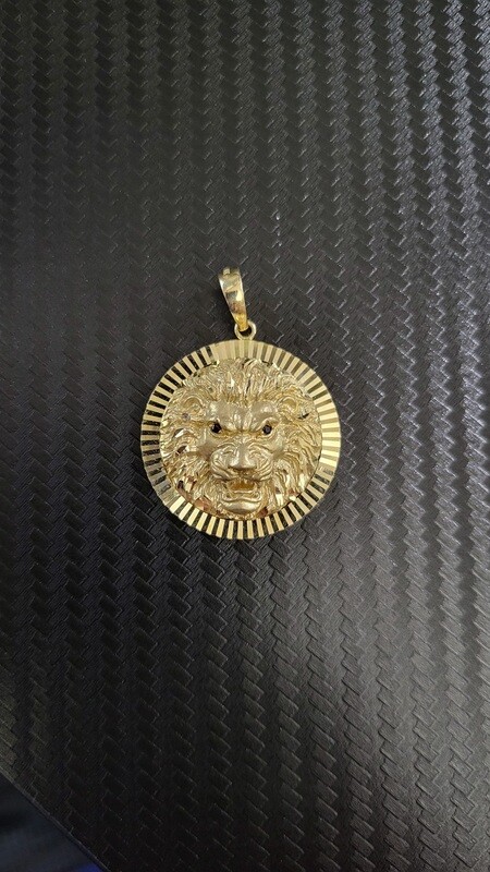 14K 1.5&quot; LION PENDANT