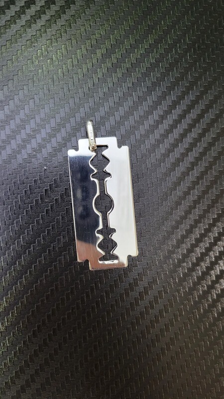 925 STERLING 2&quot; RAZOR PENDANT