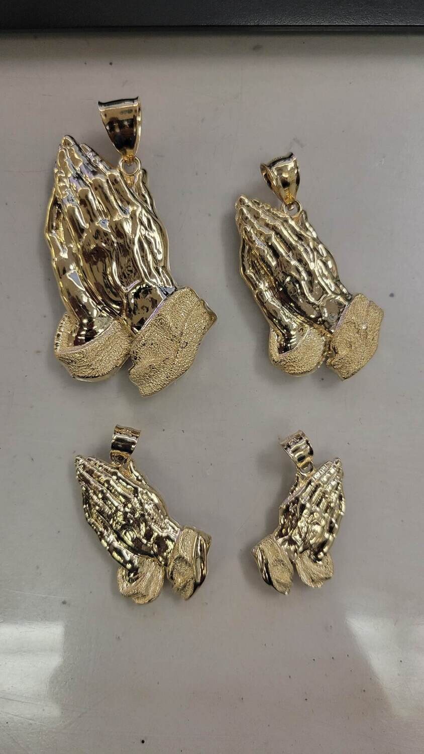 14K PRAYING HANDS PENDANTS