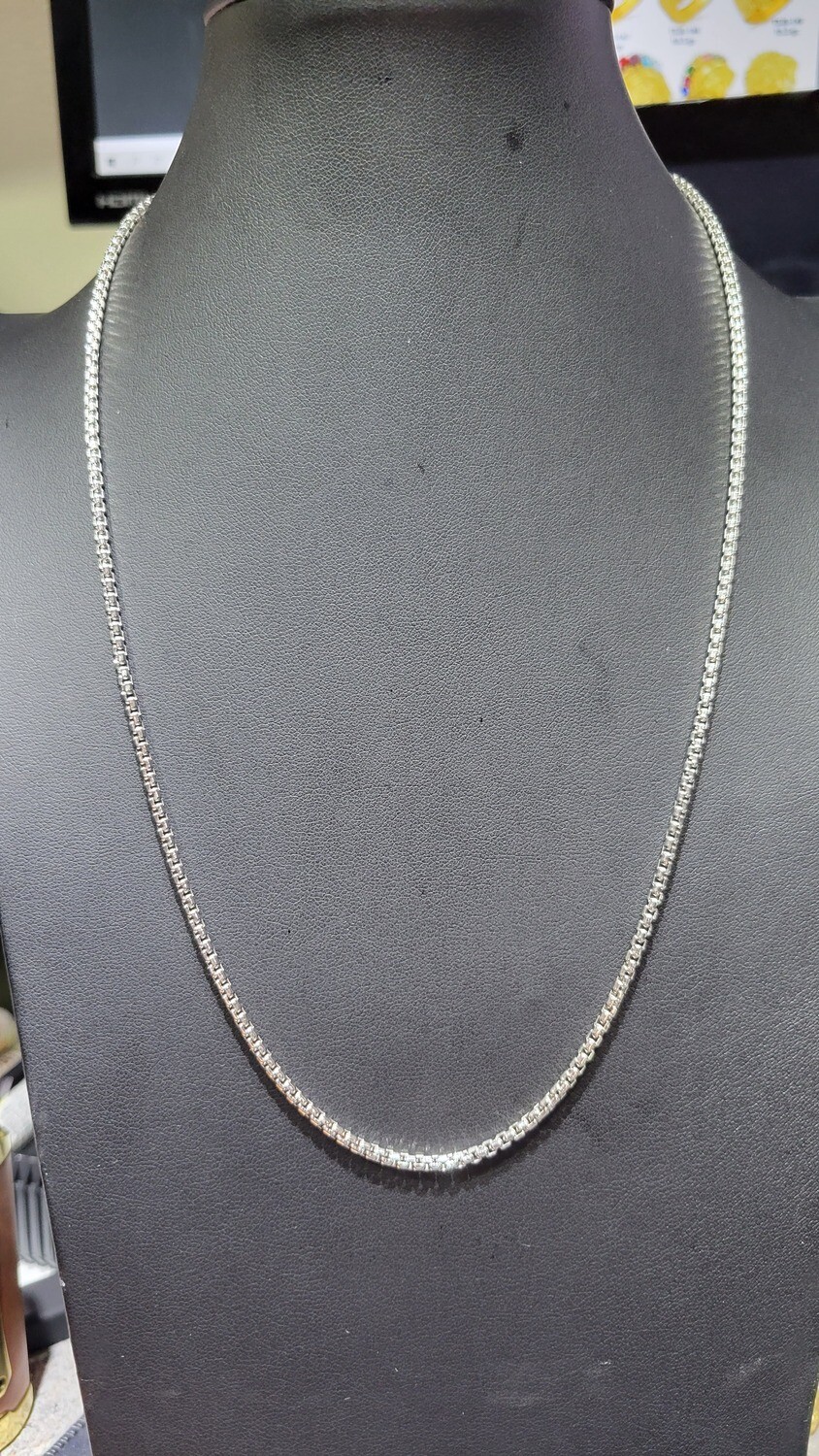 14K 2.5MM ROUND BOX CHAIN, PREORDER TAKES 5-7 DAYS TO SHIP. EMAIL FOR OTHER LENGTHS: 14K 2.5MM 22&quot; APPROX. 20.6 GRAMS (WHITE GOLD)