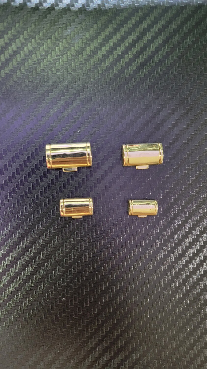 14K SLEEK LOCKS