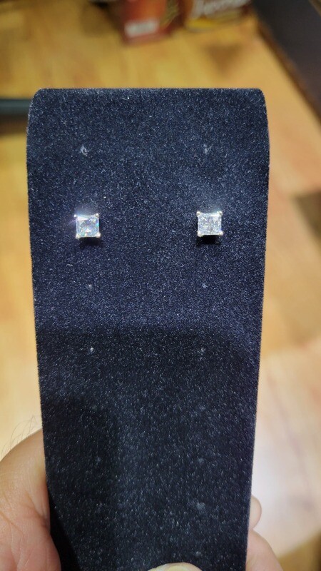 14K 1 CARAT PRINCESS STUD EARRINGS (LAB)