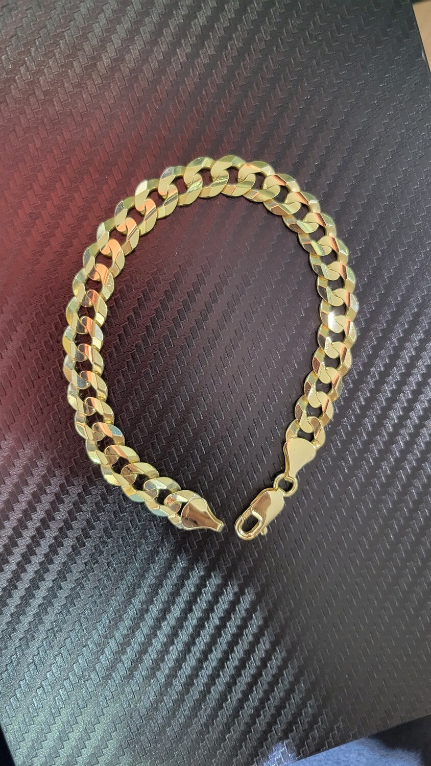 14K 9.5MM FLAT CURB BRACELET