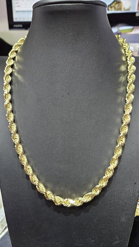 10K 8MM DIAMOND CUT ROPE CHAIN