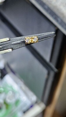 14K GOLD .10 CARAT DIAMOND STUD EARRINGS (LAB ILLUSION)