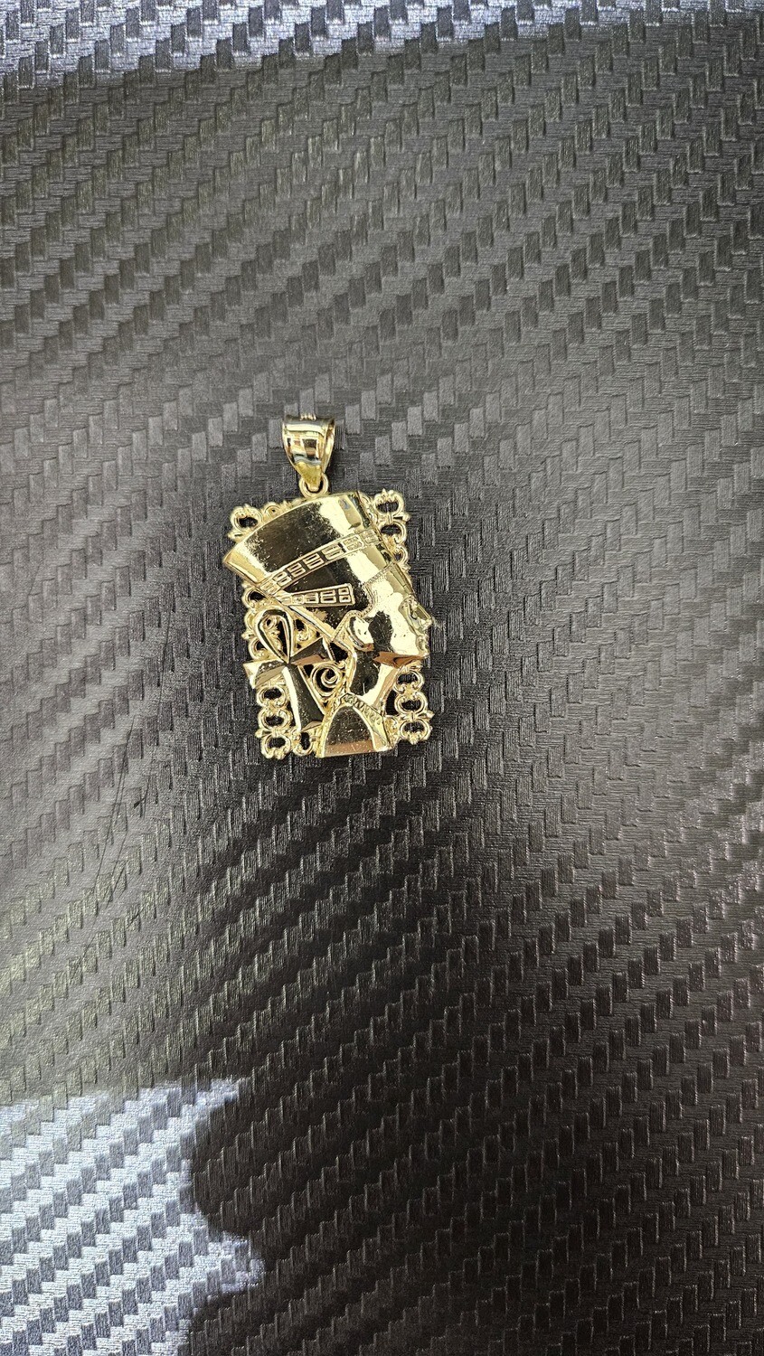14K EGYPTIAN QUEEN CLEOPATRA NEFERTITI PENDANT