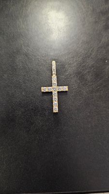 14K 1.25&quot; 1.23 CARAT DIAMOND CROSS (LAB)