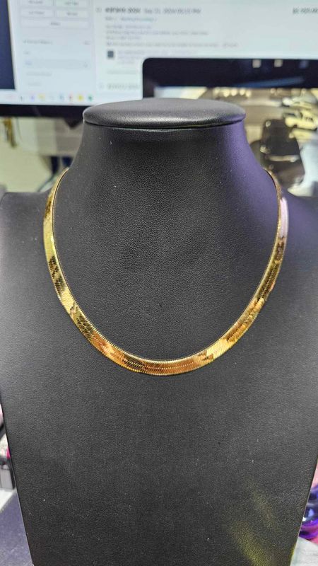 14K 6.7MM HERRINGBONE NECKLACE