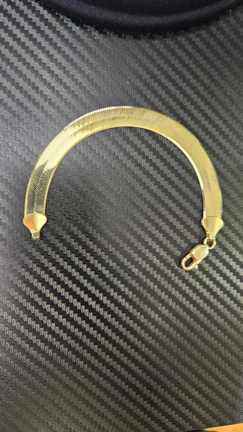 14K 9MM HERRINGBONE BRACELET