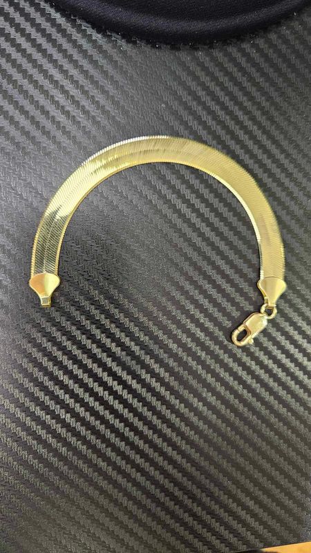 14K 9MM HERRINGBONE BRACELET
