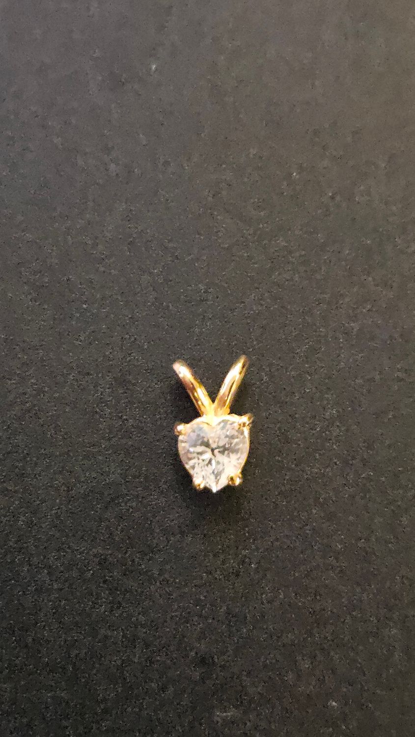 14K NATURAL GEM PENDANTS! (SAPPHIRES, GARNETS, SPINELS, ETC), ALL NATURAL GEMSTONES!: 14K .52 CARAT HEART WHITE SAPPHIRE .47 GRAMS