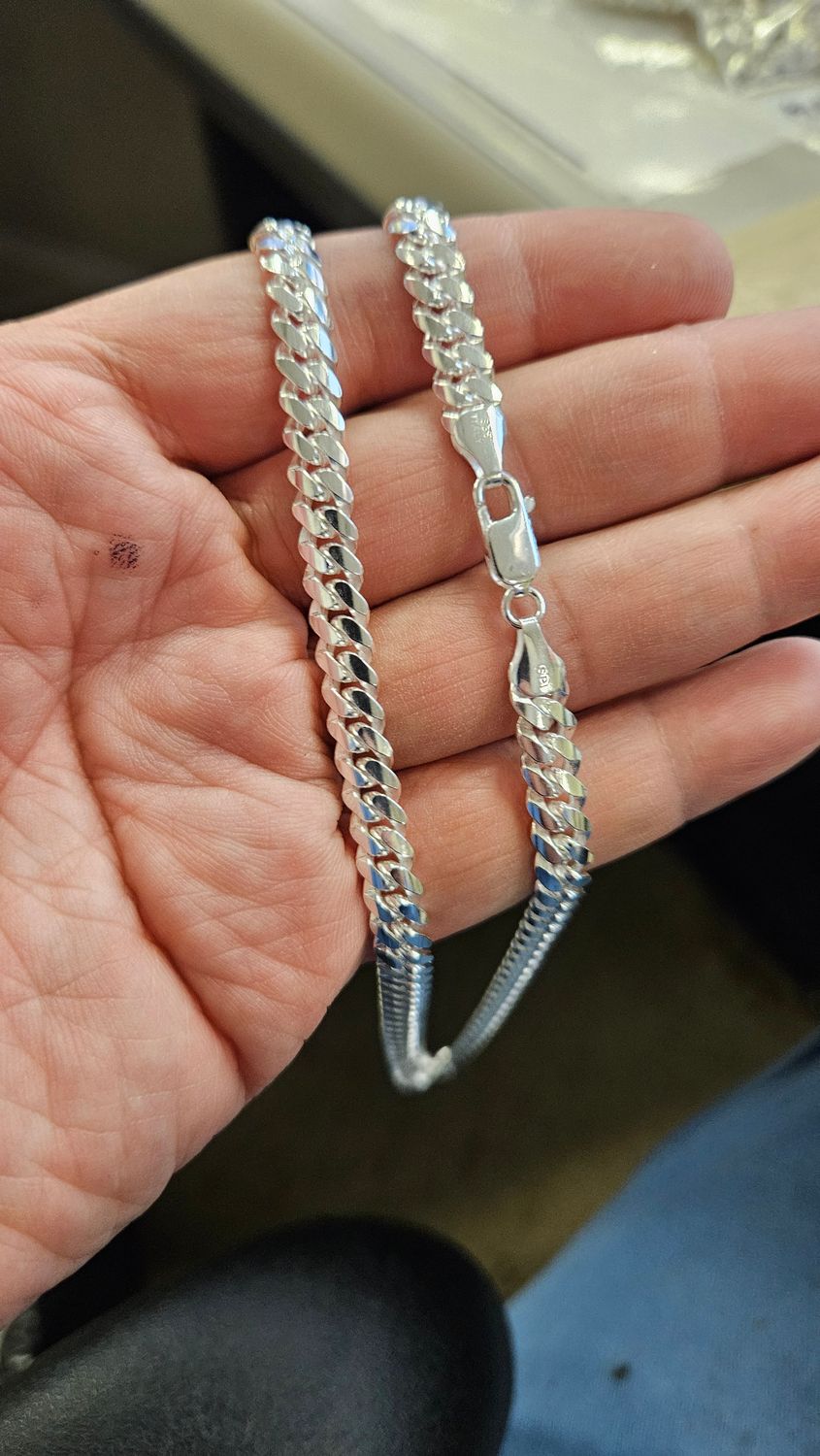 STERLING SILVER 7MM MIAMI CUBAN CHAIN, WEIGHTS ARE APPROX.: 925 STERLING SILVER 7MM 22&quot; MIAMI CUBAN CHAIN 46 GRAMS (THIN LINKS)