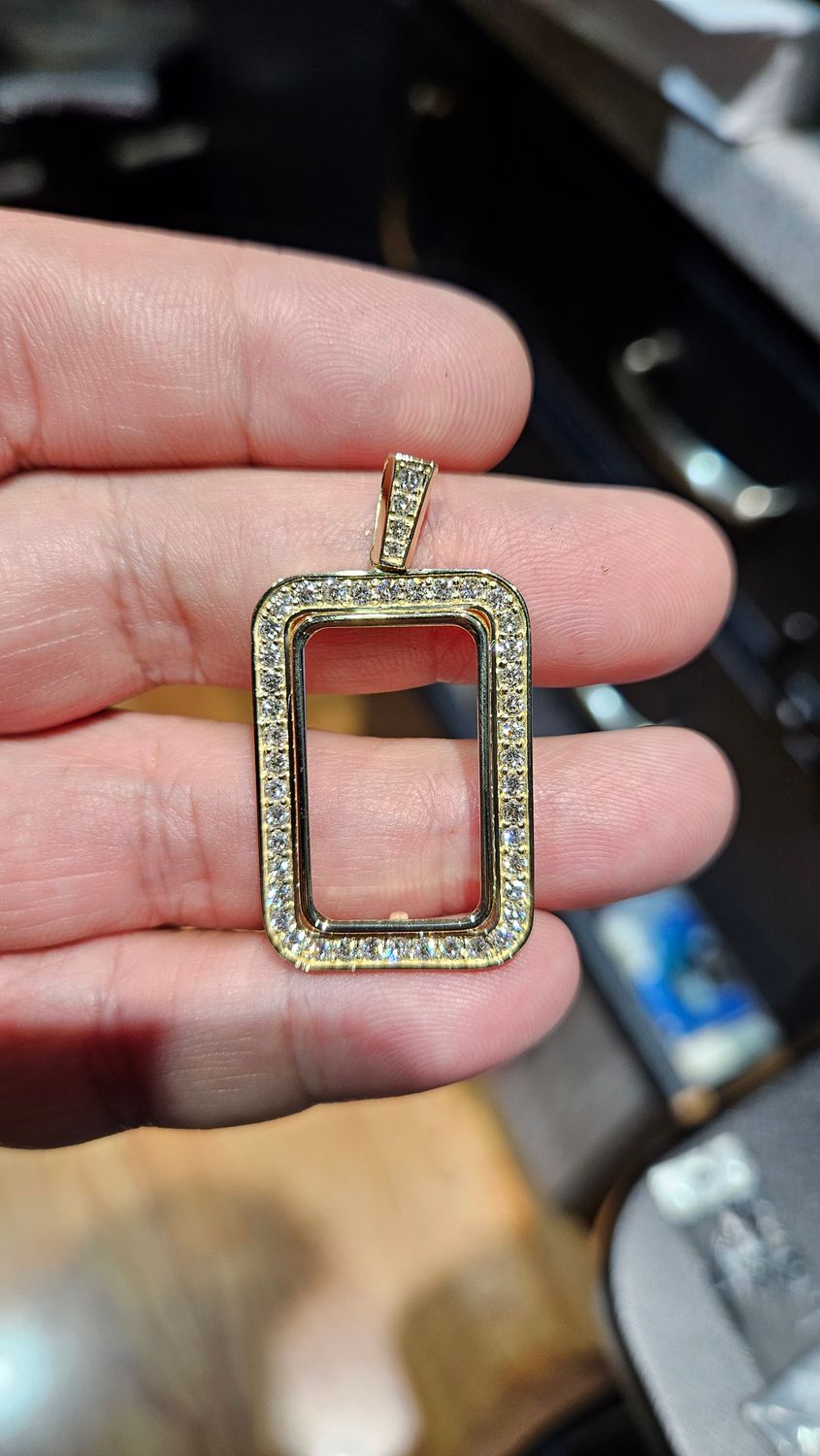 10 GRAM PAMP SUISSE LADY FORTUNA PENDANT W/DIAMOND BEZEL, NEW BIGGER DIAMOND BAIL: 14K/24K 10G PAMP W/ DIAMOND BEZEL APPROX. 16 GRAMS 1.35 TCW (2.7MM BAIL OPENING)