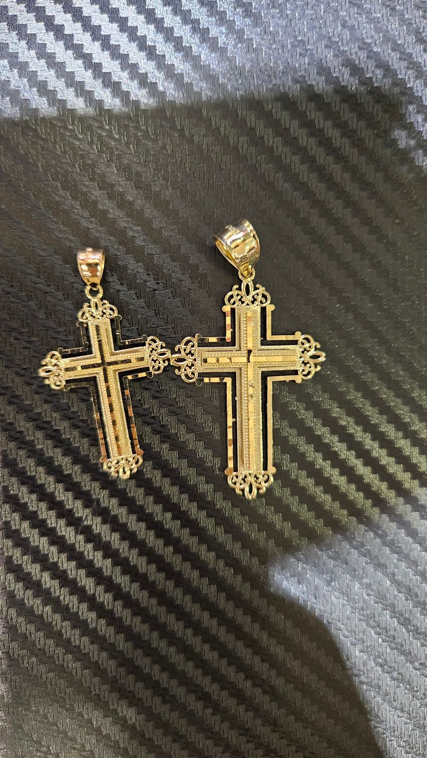 14K FILAGREE CROSS