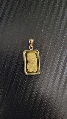 1.1" 2.5 GRAM PAMP SUISSE LADY FORTUNA PENDANT W/PLAIN BEZEL