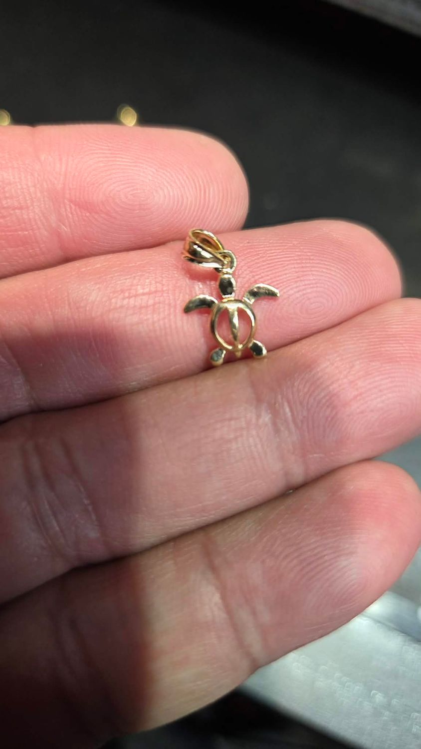 14K MISC SEA LIFE PENDANTS, WEIGHTS APPROX. BUT PRETTY CLOSE: 14K 5/8" HONU (TURTLE) .50 GRAMS 3.7MM BAIL