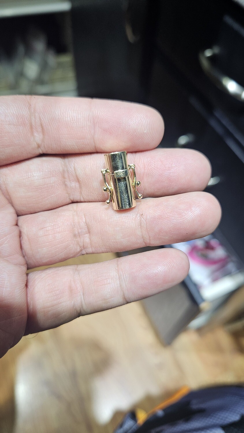 14K SOLID 8MM BARREL LOCK, 8MM BARREL LOCKS- PREORDERS TAKE 4-6 WEEKS: 10K 8MM BARREL LOCK 7.2 GRAMS