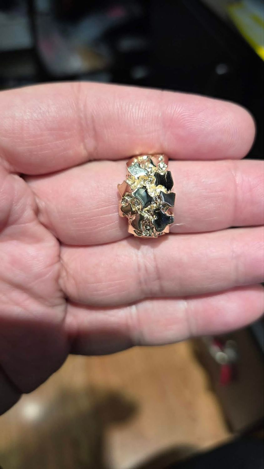 14K 14MM NUGGET RING, 14K NUGGET RING: 14K 14.5MM NUGGET RING 13.5 GRAMS (SIZE 12)