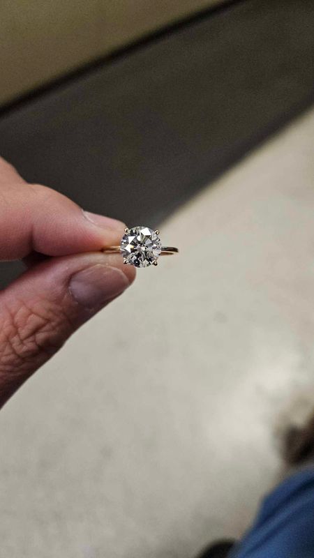 14K 3.02 CARAT SOLITAIRE DIAMOND RING (LAB)