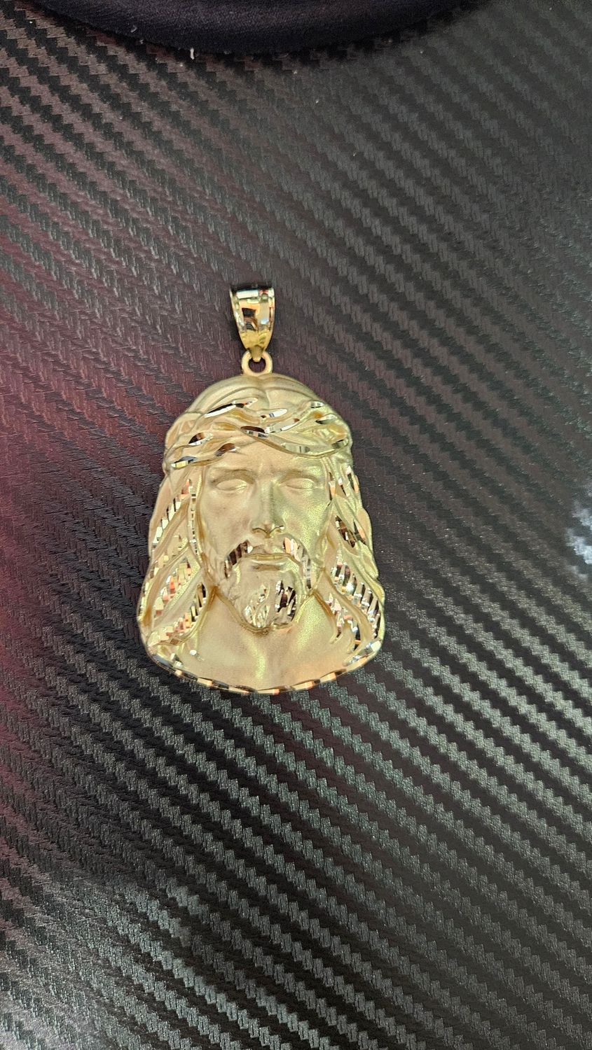14K 2.75" JESUS PENDANT