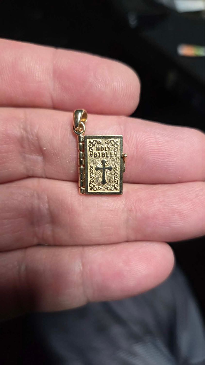 14K 1" LORDS PRAYER PENDANT
