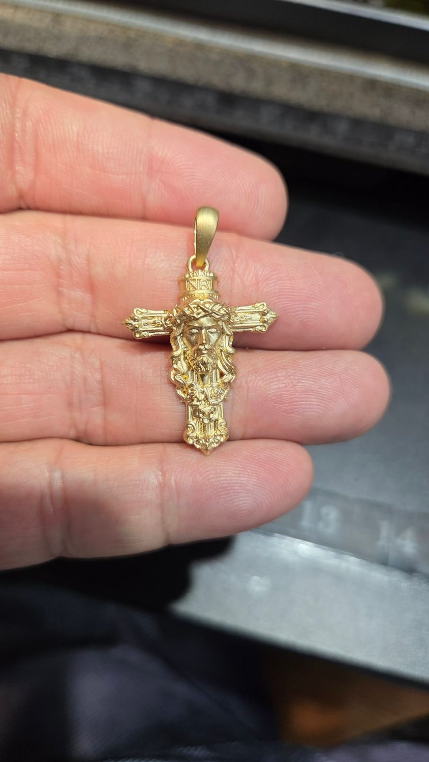 14K CUSTOM 1.5" MATTE JESUS