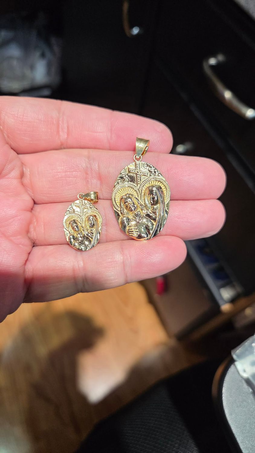 14K JESUS &amp; VIRGIN MARY PENDANT