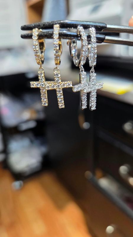 14K DIAMOND CROSS EARRINGS