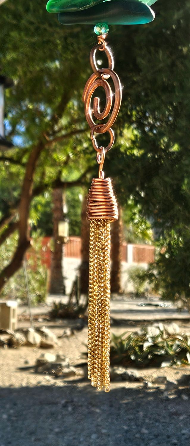 Green Floral Heart Suncatcher Strand