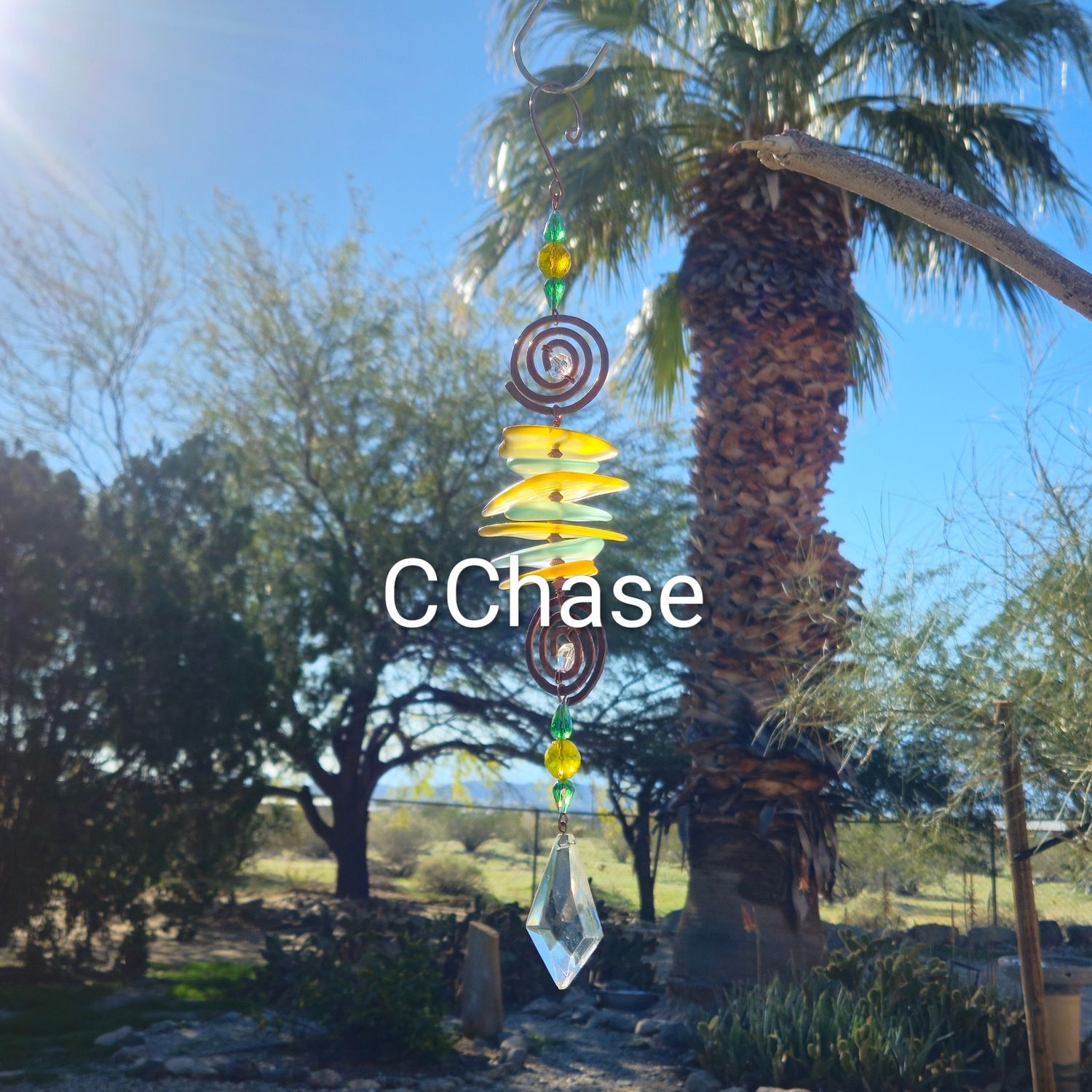 Welcome Spring Suncatcher Strand