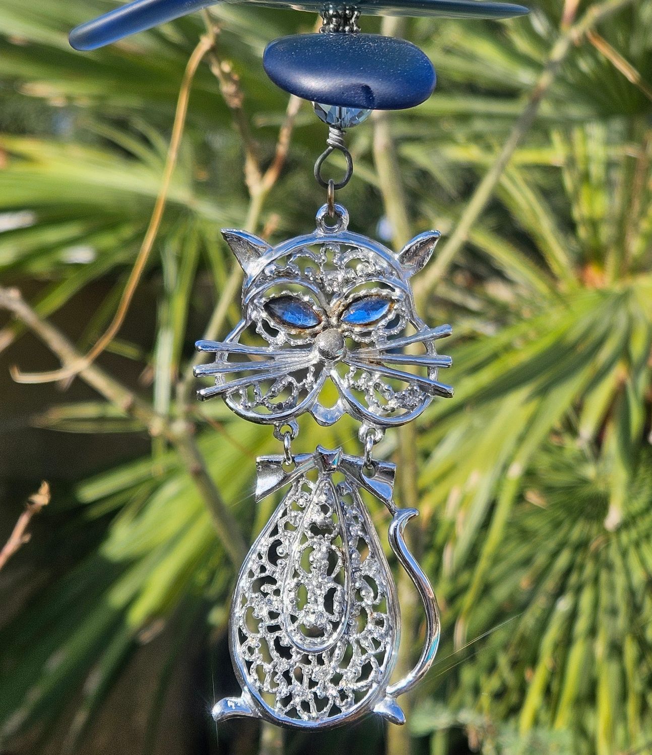 Smokey The Cat Suncatcher Strand