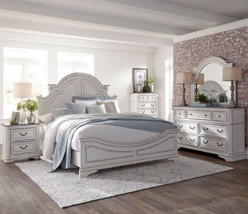 Magnolia Manor Panel Bedroom