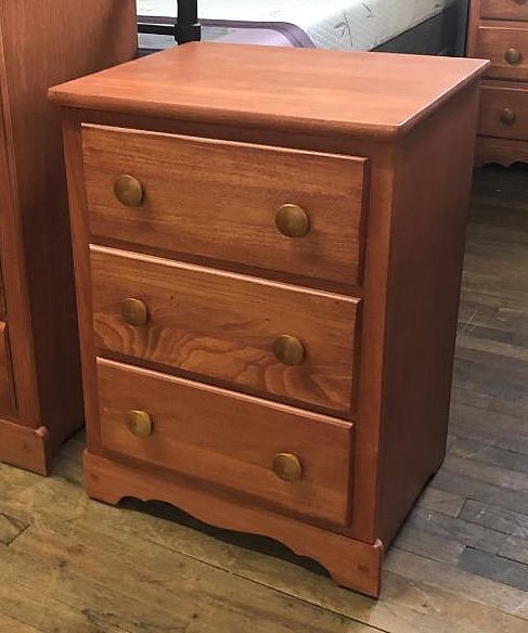 Maple 3 Drawer Nightstand