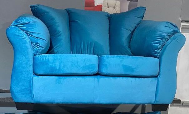 Lush Blue Sofa &amp; Loeseat