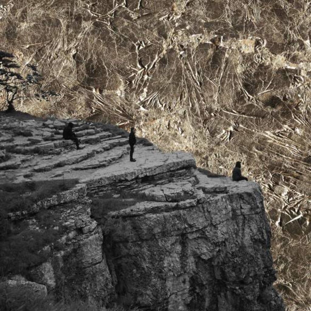 Esben And The Witch - Nowhere (2018)