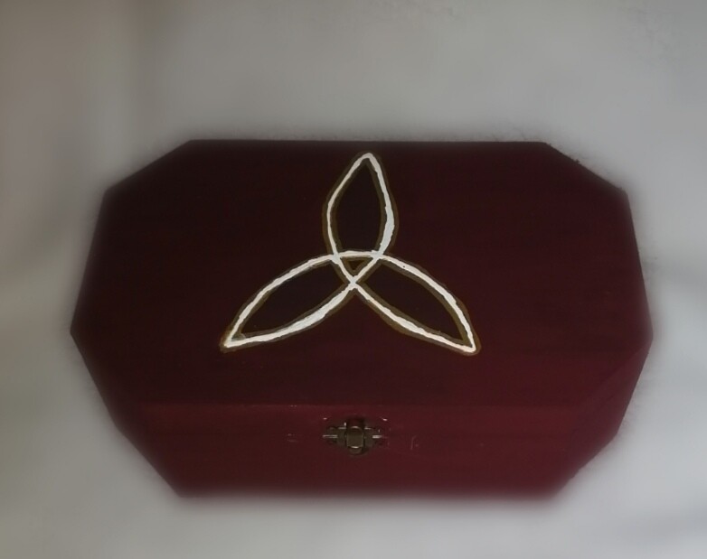 Triquetra Storage box