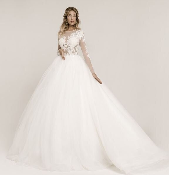 ​Brautkleid von Frida Claire in Gr. 44 ( Nr. 7018)