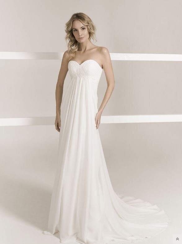 Brautkleid von Frida Claire in Gr. 44 ( Nr. 7028)
