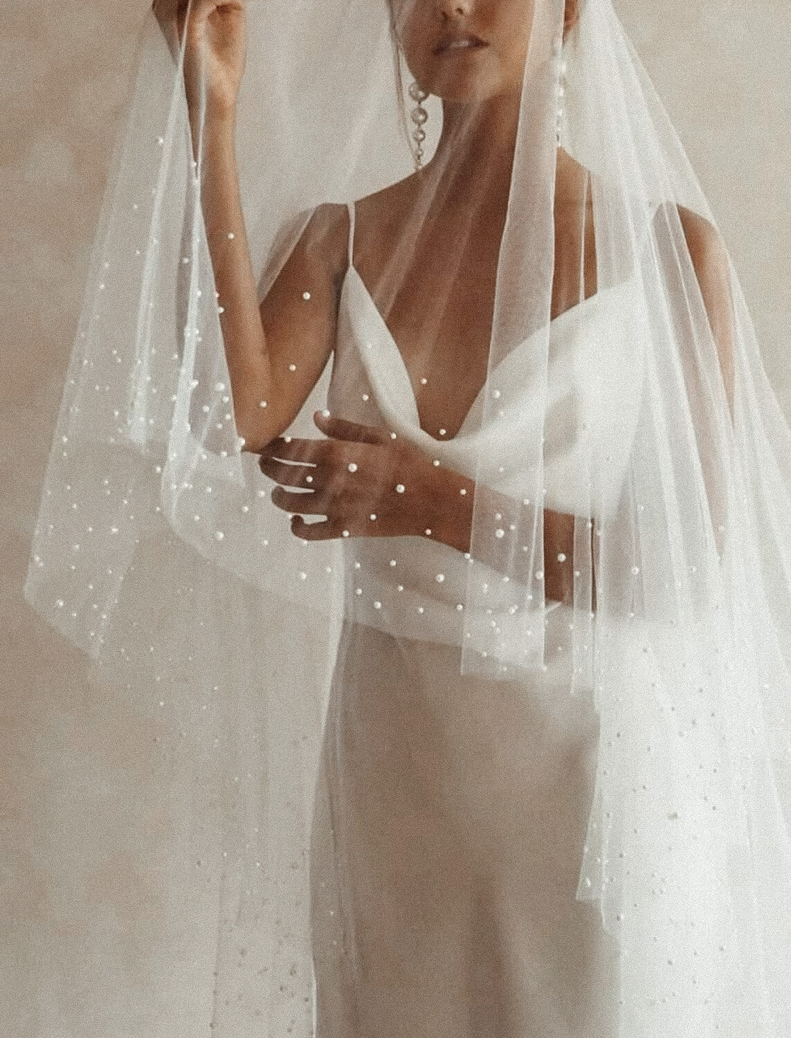 Pearl Trim Veil