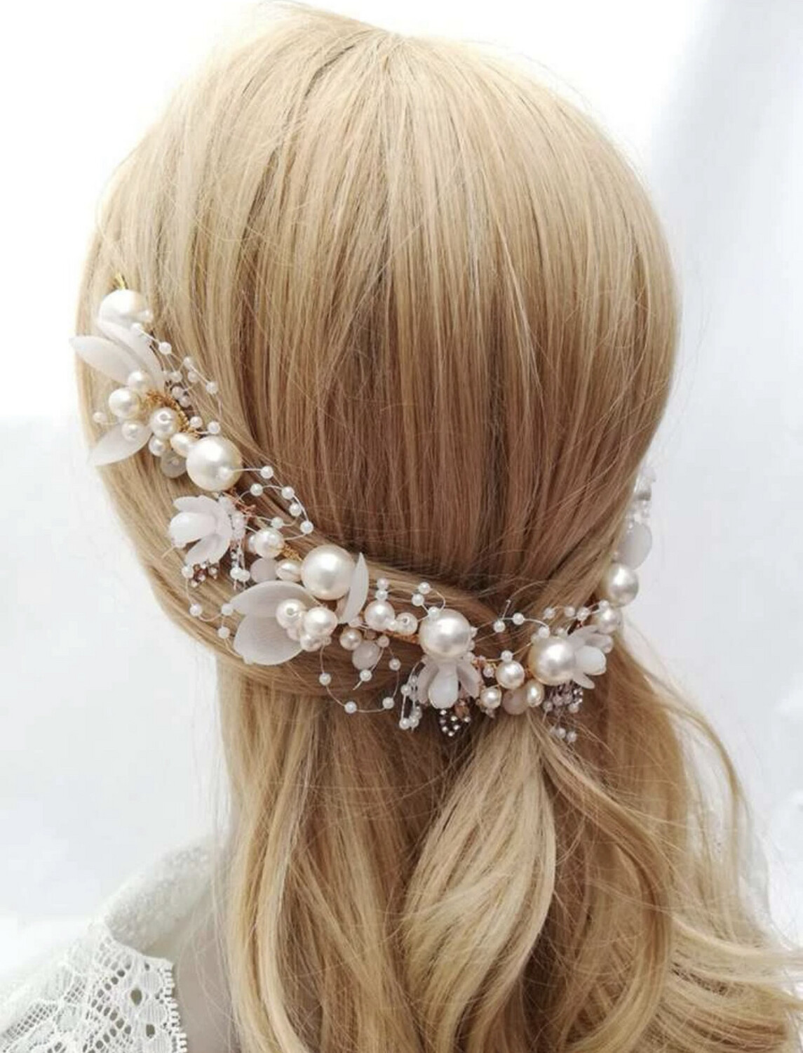 Pearl Hair Wreath